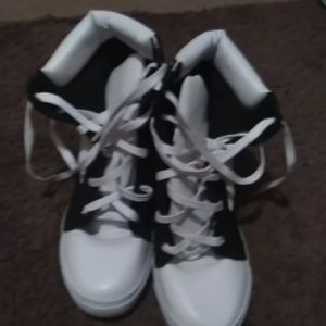 Women's high top sneakers